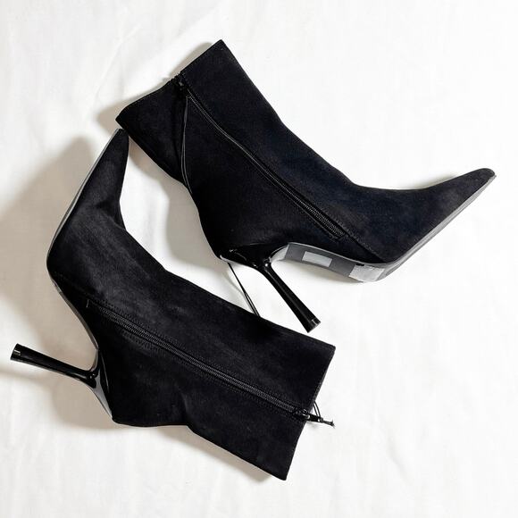 NWOT Forever 21 Black Zip-up Faux Suede Ankle Booties - Picture 3 of 7